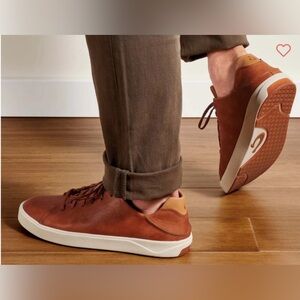 OluKai Lae‘ahi Lī ‘Ili Kukui Brown Leather Sneakers Collapsible Back Size 8.5